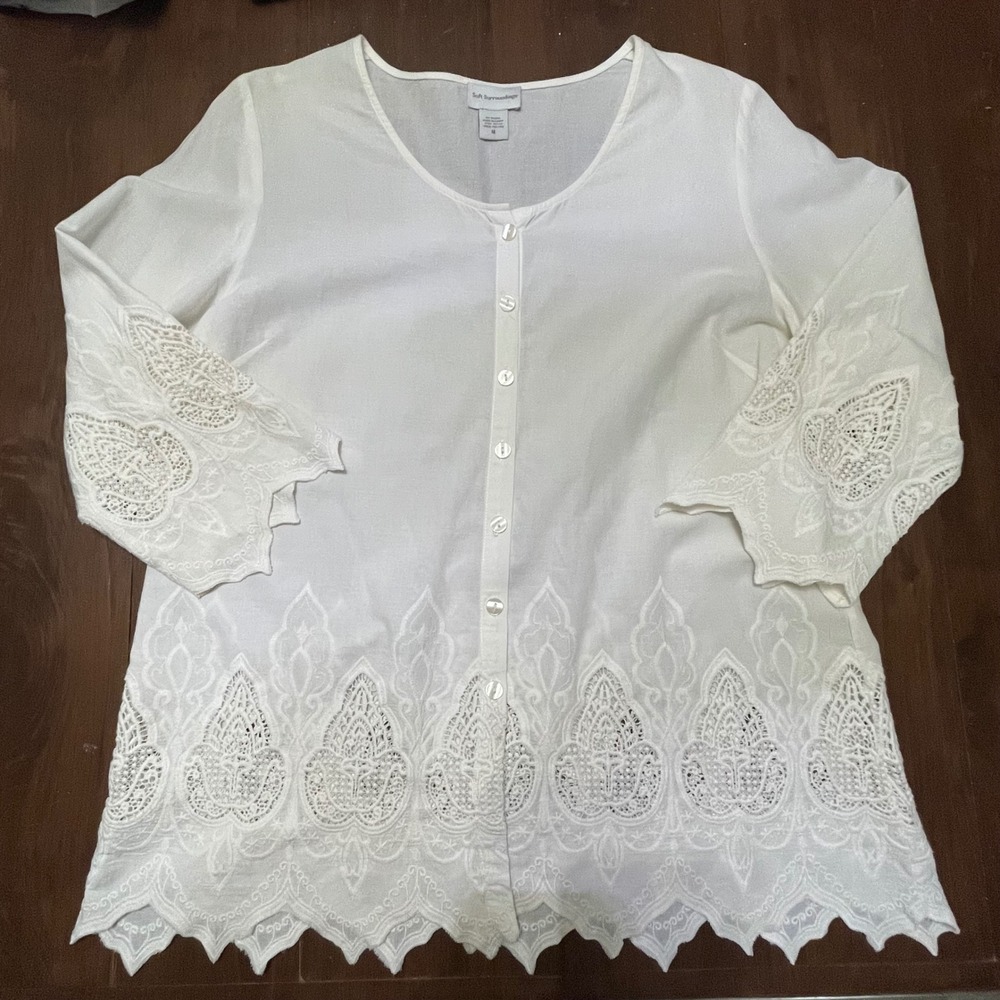 White Cotton Blouse Eyelet Lace Embroidered Boho Top M CottageCore Chic Romantic